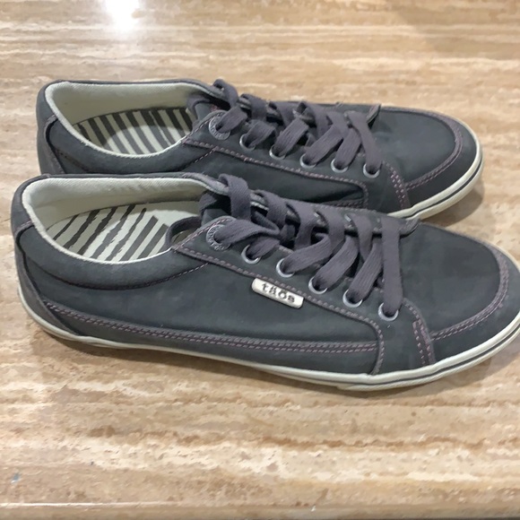 Taos canvas shoes - Picture 2 of 4